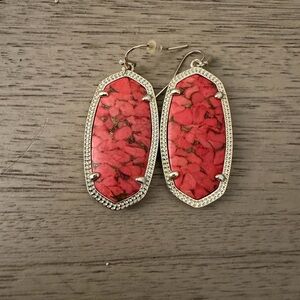 Kendra Scott Elle gold drop earrings in bronze veined in red magnesite